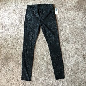 NWT Black Floral 7 for All Mankind Pants